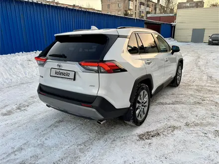 Toyota RAV4 2019 года за 15 500 000 тг. в Караганда – фото 6