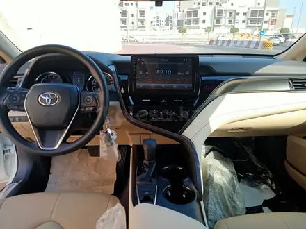 Toyota Camry 2023 года за 17 500 000 тг. в Алматы – фото 5