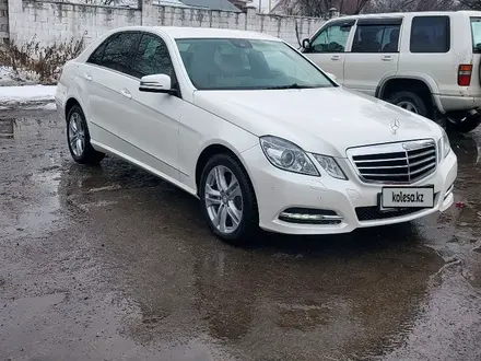 Mercedes-Benz E 300 2011 года за 10 000 000 тг. в Алматы – фото 9