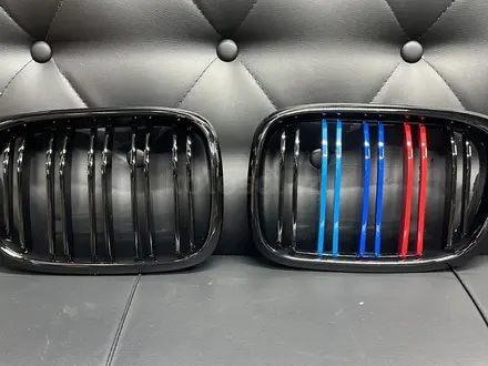 Кузовные запчасти для BMW за 20 000 тг. в Алматы