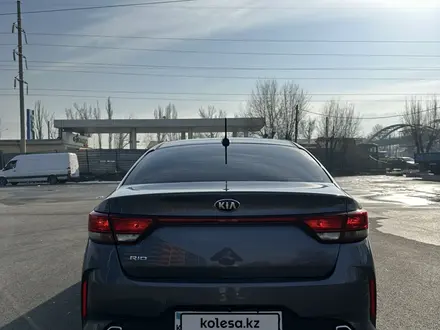 Kia Rio 2021 года за 8 300 000 тг. в Алматы – фото 5