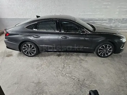 Hyundai Sonata 2023 года за 12 000 000 тг. в Шымкент – фото 17