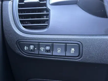 Kia Rio 2018 года за 5 500 000 тг. в Актобе – фото 14