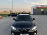 Toyota Camry 2007 годаүшін6 300 000 тг. в Актобе – фото 2