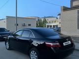 Toyota Camry 2007 года за 6 400 000 тг. в Актобе – фото 5