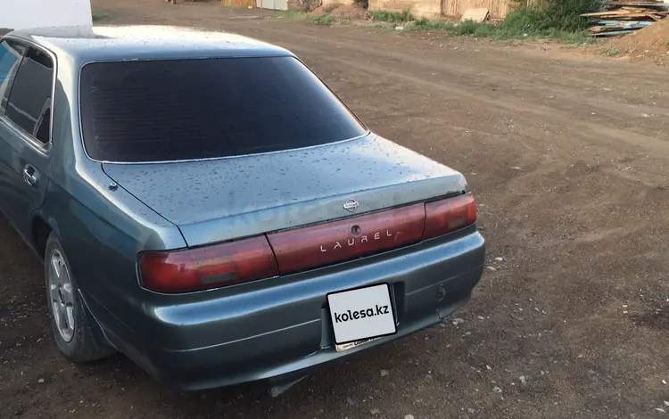 Nissan Laurel 1996 годаүшін2 000 000 тг. в Аягоз