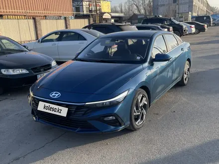 Hyundai Elantra 2023 года за 8 600 000 тг. в Алматы