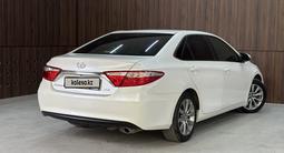 Toyota Camry 2017 года за 9 800 000 тг. в Костанай – фото 4
