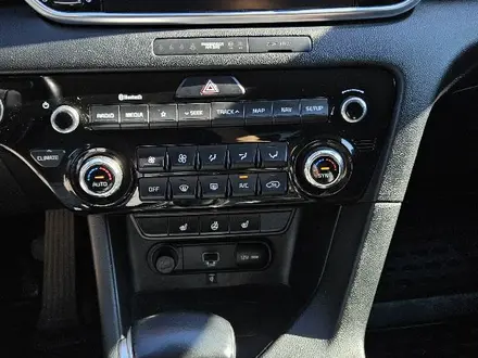 Kia Sportage 2019 года за 9 800 000 тг. в Уральск – фото 10