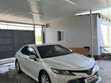 Toyota Camry 2019 годаfor14 000 000 тг. в Тараз – фото 3