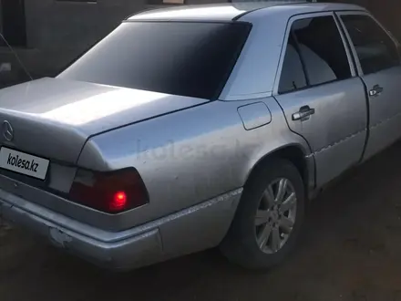 Mercedes-Benz E 230 1989 года за 1 550 000 тг. в Кандыагаш – фото 11