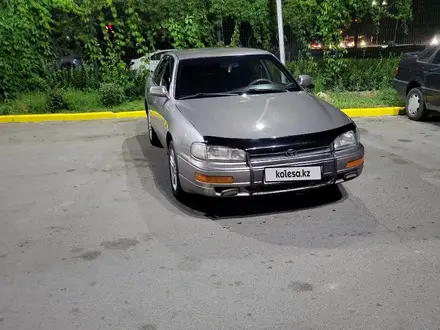 Toyota Camry 1994 года за 2 000 000 тг. в Алматы – фото 2