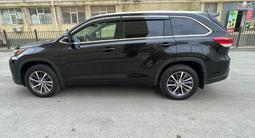 Toyota Highlander 2018 года за 16 000 000 тг. в Актау – фото 4