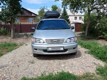 Toyota Ipsum 1997 года за 3 600 000 тг. в Усть-Каменогорск – фото 2