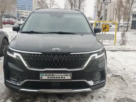 Kia Carnival 2021 года за 19 000 000 тг. в Астана – фото 2