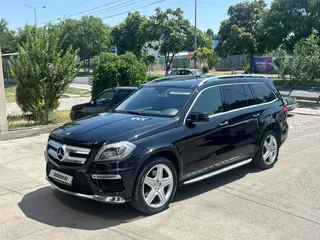 Mercedes-Benz GL 500