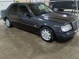 Mercedes-Benz E 220 1994 года за 1 500 000 тг. в Астана – фото 5