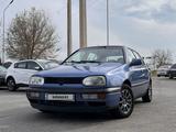 Volkswagen Golf 1992 годаүшін1 550 000 тг. в Тараз