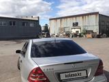 Mercedes-Benz C 180 2003 годаfor3 300 000 тг. в Караганда – фото 5