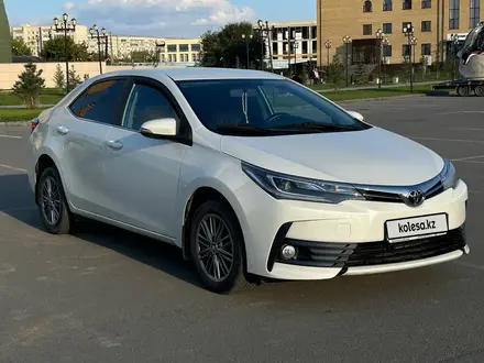 Toyota Corolla 2018 года за 8 600 000 тг. в Семей – фото 3