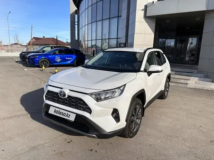 Toyota RAV4 Prestige 2024 года за 20 190 000 тг. в Павлодар