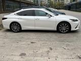 Lexus ES 250 2019 года за 22 500 000 тг. в Астана – фото 3