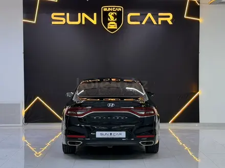Hyundai Grandeur 2019 года за 11 500 000 тг. в Шымкент – фото 5