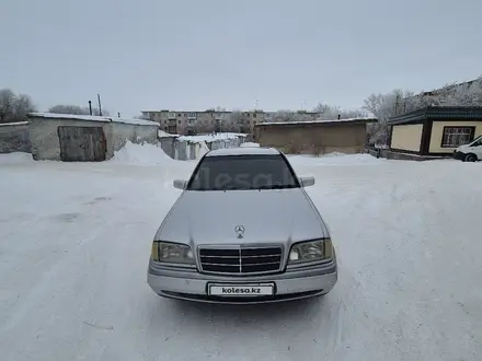 Mercedes-Benz C 220 1994 года за 2 200 000 тг. в Караганда – фото 2