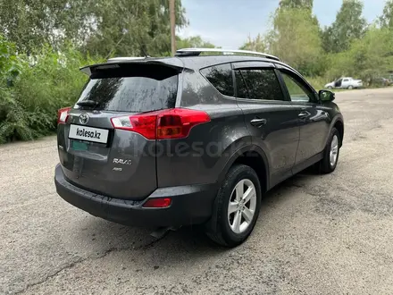 Toyota RAV4 2015 года за 10 500 000 тг. в Усть-Каменогорск – фото 9