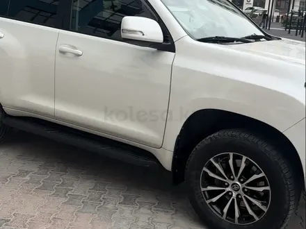 Toyota Land Cruiser Prado 2021 года за 21 000 000 тг. в Актау – фото 2