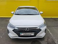 Hyundai Elantra 2019 года за 7 800 000 тг. в Астана