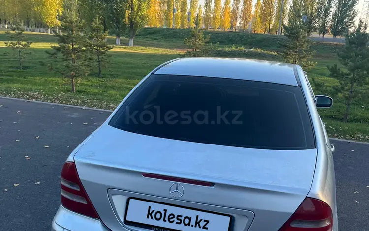 Mercedes-Benz C 200 2002 года за 2 600 000 тг. в Есиль