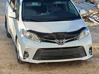 Toyota Sienna, 2016