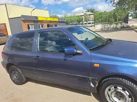 Volkswagen Golf 1994 года за 500 000 тг. в Караганда – фото 5