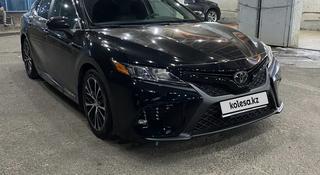 Toyota Camry 2019 года за 12 800 000 тг. в Шымкент