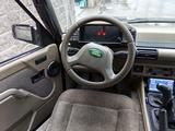 Land Rover Discovery 1993 года за 2 500 000 тг. в Алматы – фото 4