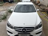 Mercedes-Benz E 200 2014 года за 9 000 000 тг. в Атырау – фото 3