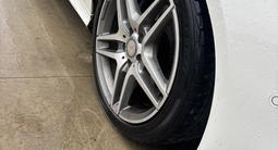 Mercedes-Benz E 200 2014 годаfor9 000 000 тг. в Атырау – фото 5