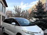 Toyota Estima 2010 года за 4 500 000 тг. в Уральск