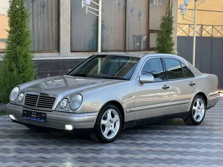 Mercedes-Benz E 320 1997 года за 4 550 000 тг. в Шымкент – фото 3