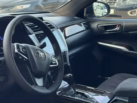 Toyota Camry 2014 года за 11 900 000 тг. в Алматы – фото 12