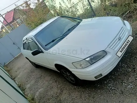 Toyota Camry 1999 года за 2 800 000 тг. в Алматы – фото 3