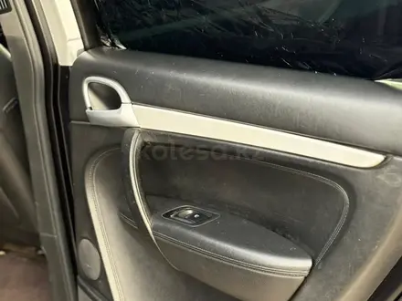 Porsche Cayenne 2005 года за 3 700 000 тг. в Алматы – фото 19