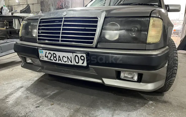Бампер на Мерседес w 124 за 45 000 тг. в Астана