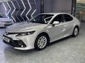 Toyota Camry 2021 годаfor14 000 000 тг. в Семей – фото 2