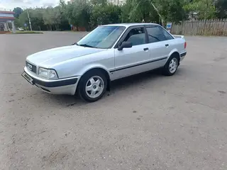 Audi 80
