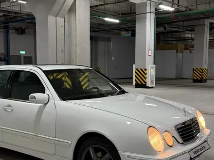 Mercedes-Benz E 320 2000 года за 4 300 000 тг. в Астана – фото 5