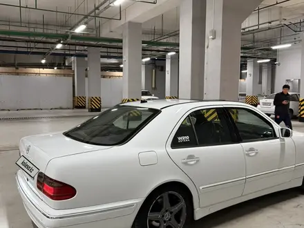 Mercedes-Benz E 320 2000 года за 4 300 000 тг. в Астана – фото 7