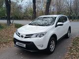 Toyota RAV4 2015 года за 10 000 000 тг. в Алматы