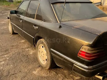 Mercedes-Benz E 300 1991 года за 1 000 000 тг. в Алматы – фото 3